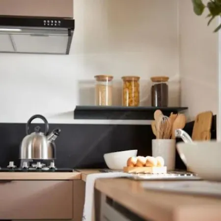 مكان تخييم Mobil-home Avec Animaux Acceptes - 6 Pers. - Api-1-52-2970 *