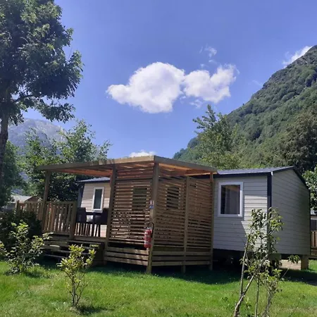 Mobil-home Avec Animaux Acceptes - 6 Pers. - Api-1-52-2970 * Estaing (Hautes-Pyrenees)